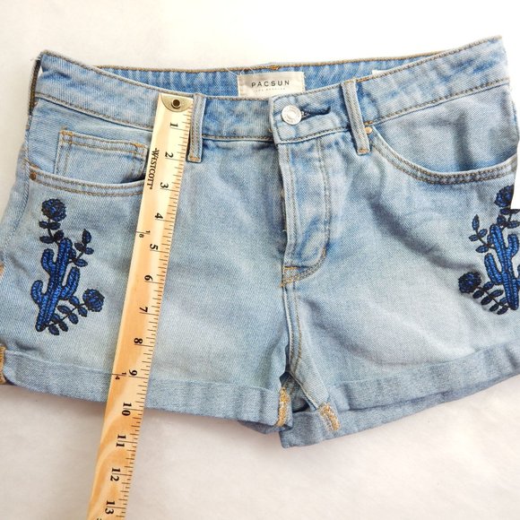 PacSun Womens MId Rise Girlfriend Shorts Button Fly Embroidered Shorts Denim Blu - Picture 8 of 10